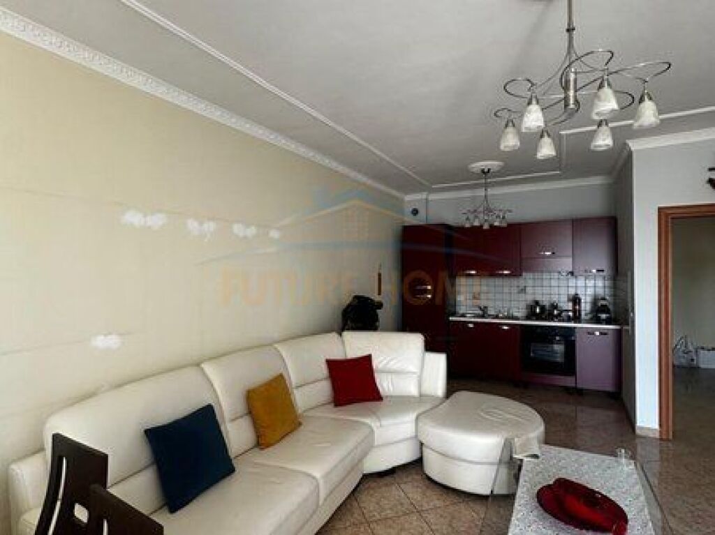 Qera, Apartament 3+1+2, Pallati i Sportit , Durrës