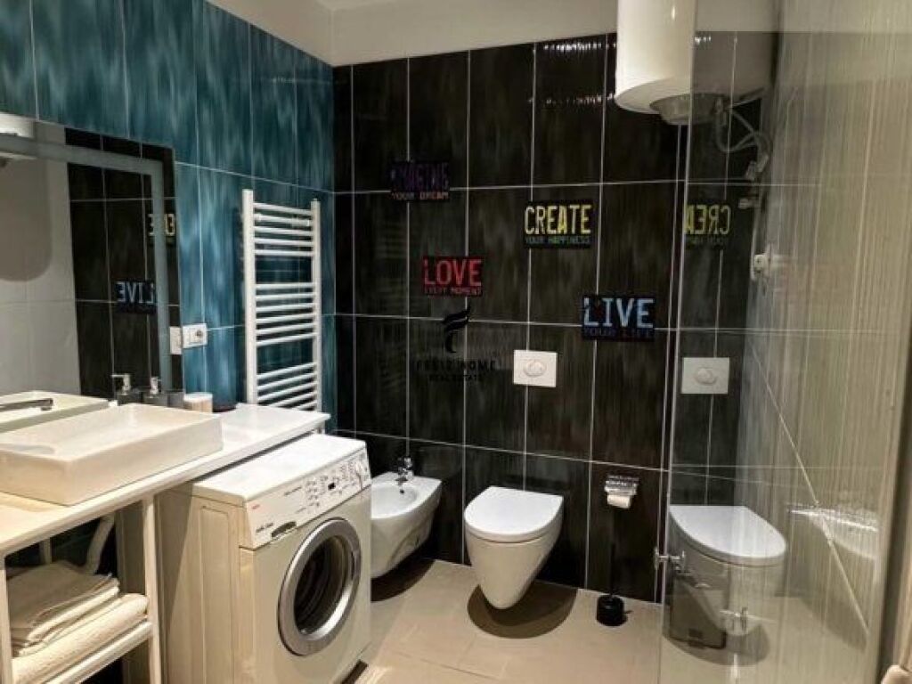 APARTAMENT ME QERA 1+1 AIR ALBANIA 130.000 LEKE FH-87622