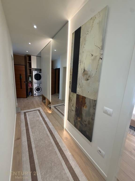 JEPET ME QIRA APARTAMENT 2+1+2, ZOGU I ZI!
