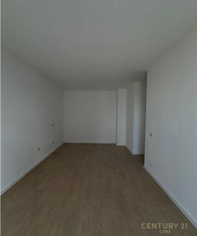 ZYRE ME QIRA 3+1+2+POST PARKIMI TEK GOLDEN TOWER RESIDENCE!