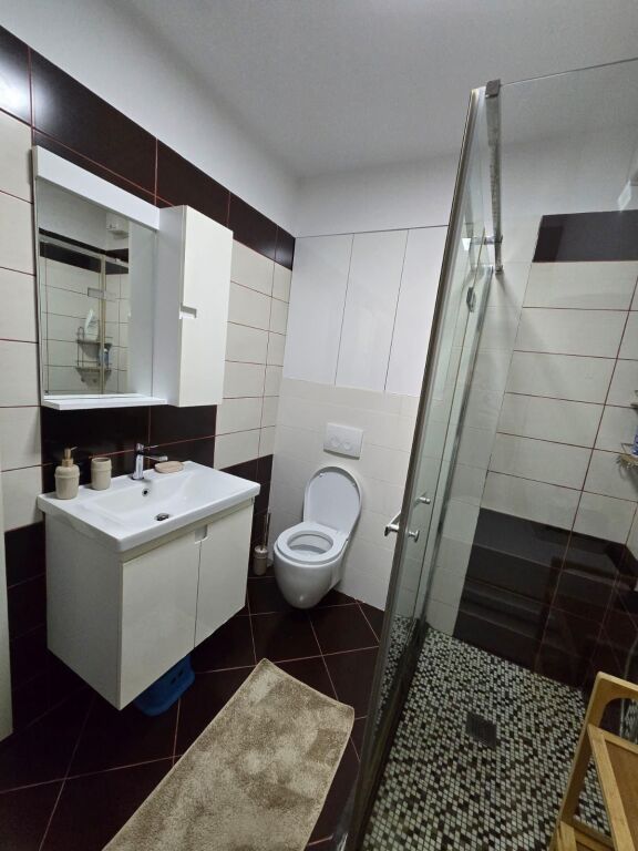 🏢Lago Secco affittasi appartamento 1+1, arredato, 60.000 leke