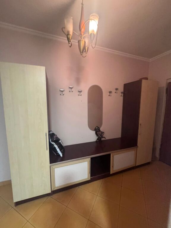 Appartamento 2+1+2 in affitto vicino all'ex esposizione   