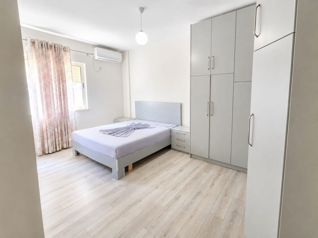 Jepet Apartament 2+1+2 me Qera – Kopshti Zoologjik, Tiranë