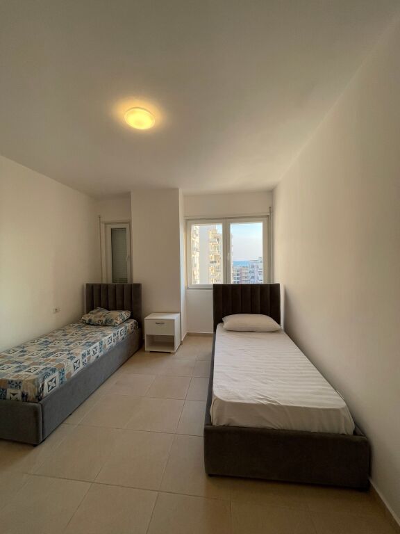 🏡 APARTAMENT 2+1+2 ME QERA NE PLAZH , DURRES