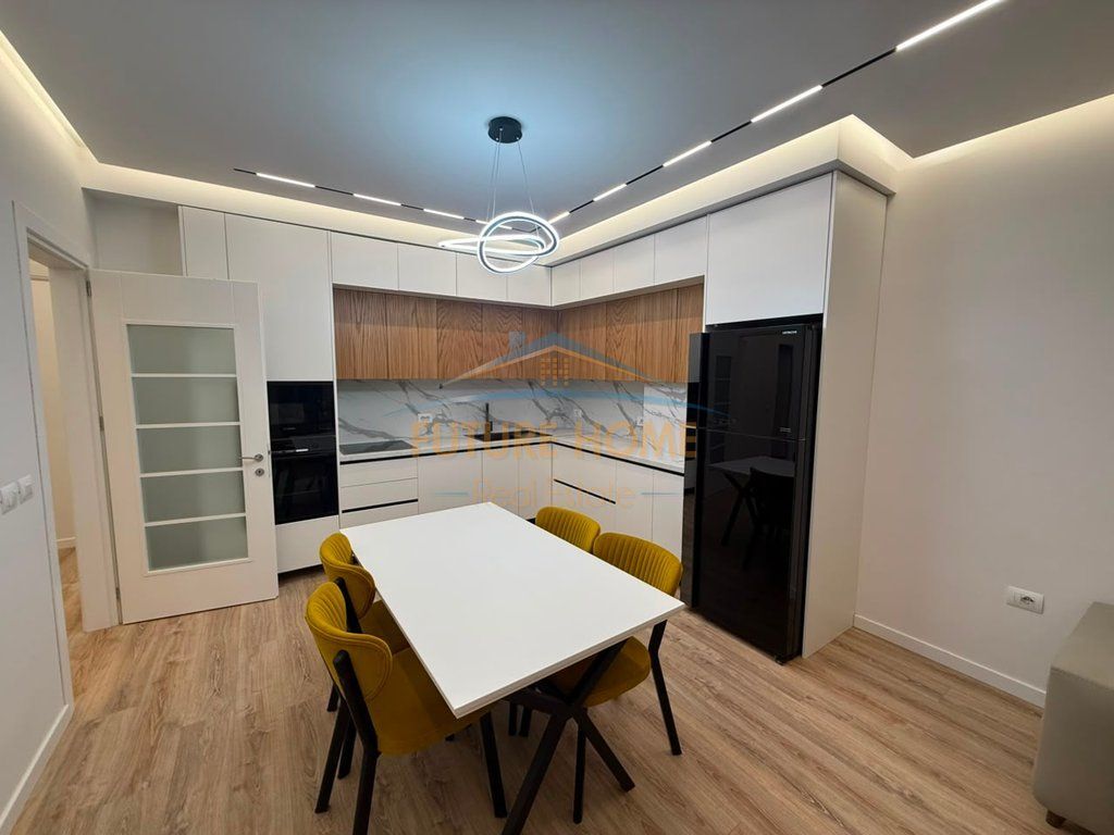 In vendita, Appartamento 2+1+2, Residenza Erli, Tirana
