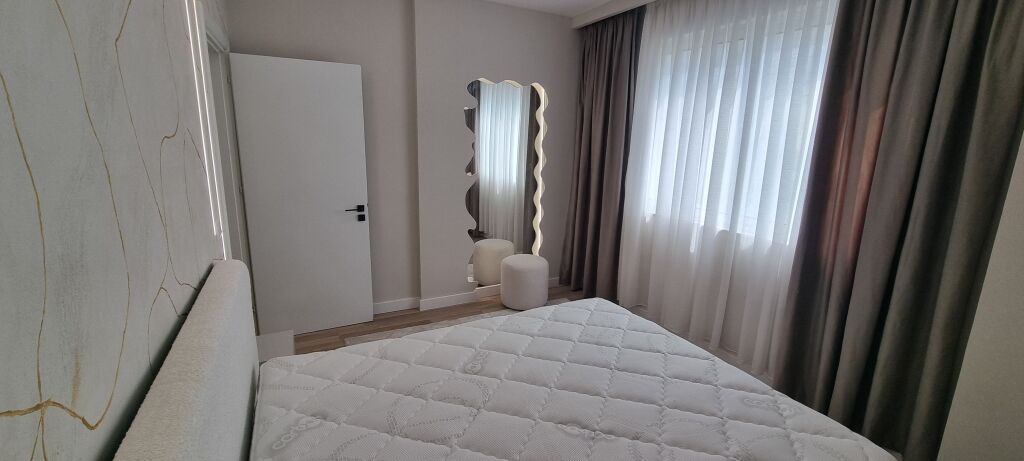 NJË APARTAMENT QË NUK ËSHTË THJESHTË PËR TË JETUAR… ËSHTË PËR TË SHIJUAR. ✨  🏡 APARTAMENT 2+1 | MISTO MAME | TIRANË
