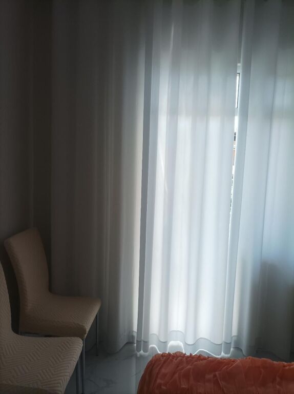 Shitet apartamenti 1+1
