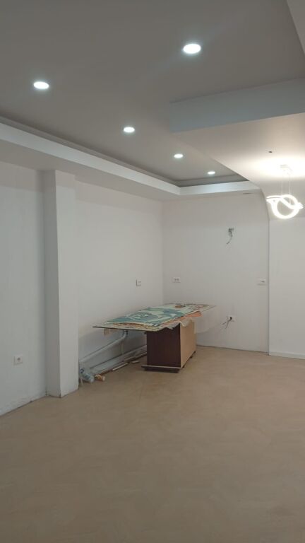 Appartamento 2+1, Yzberisht!