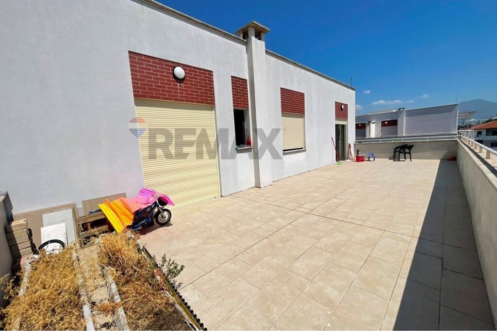 VENDESI APPARTAMENTO 2+1 + VERANDA ASTIR