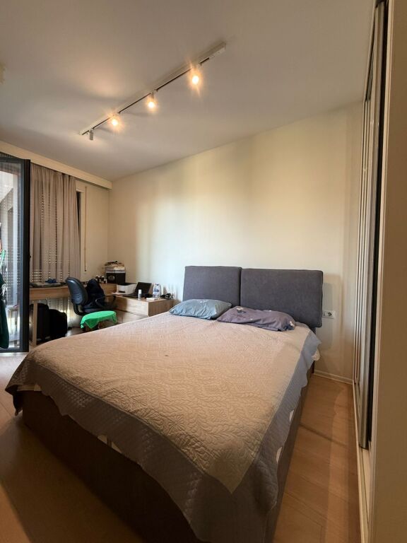 Apartment 1+1, QSUT(ASL Complex)