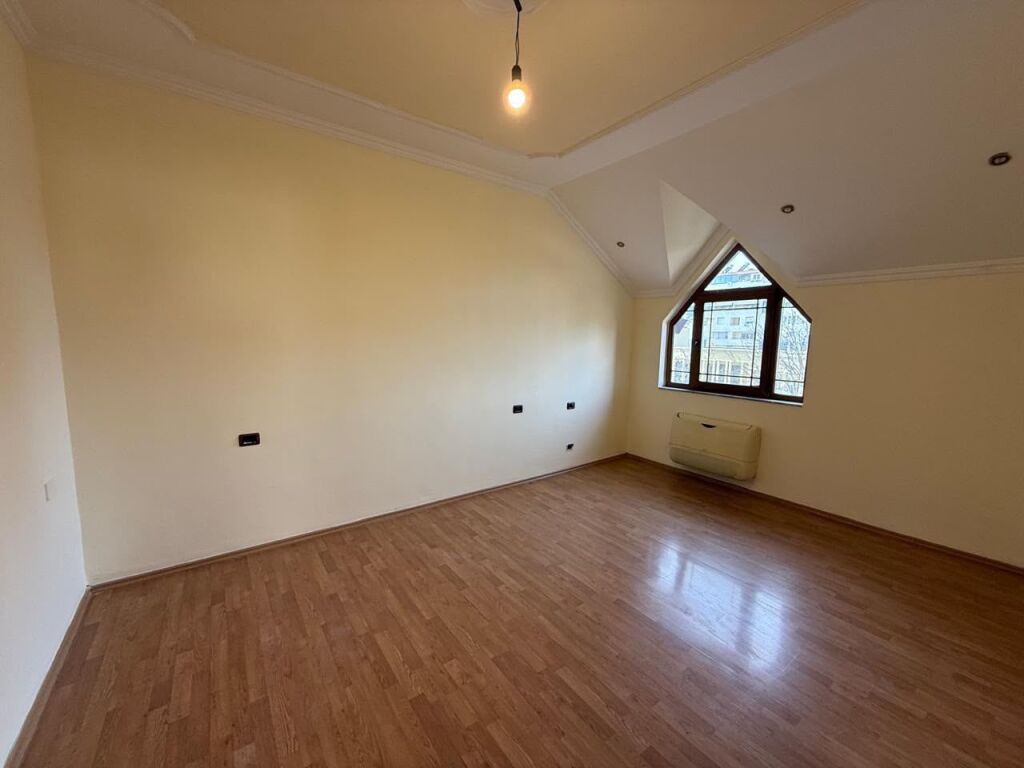 Duplex, Block!