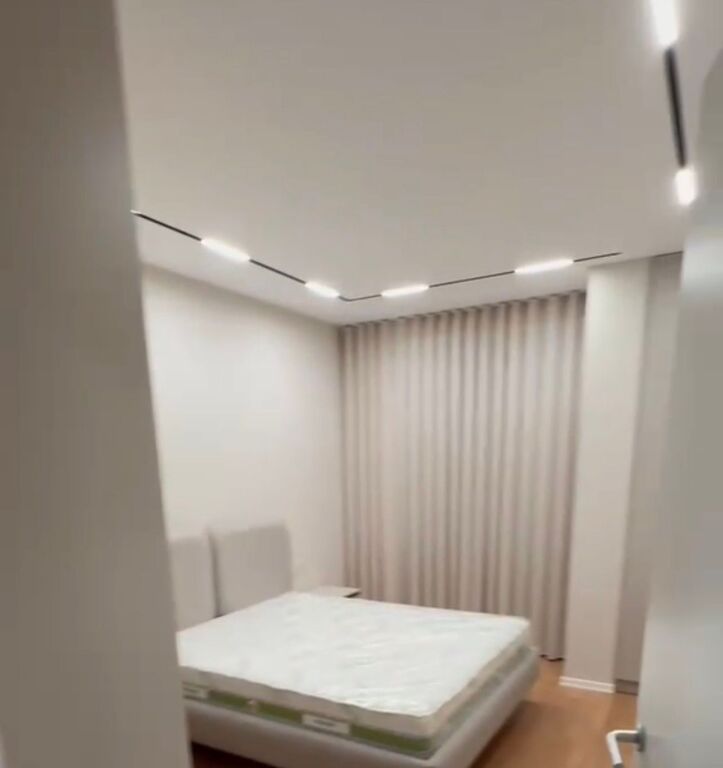 Jepet me qira 1+1 FIORI DI BOSKO 650 mije leke