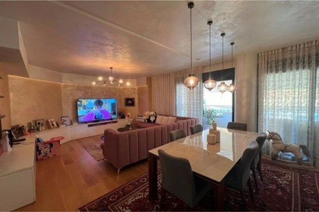 Apartament 2+1+parkim me qira te Libri Universitar