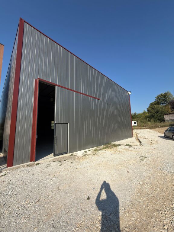 Warehouse for rent in Pezë!