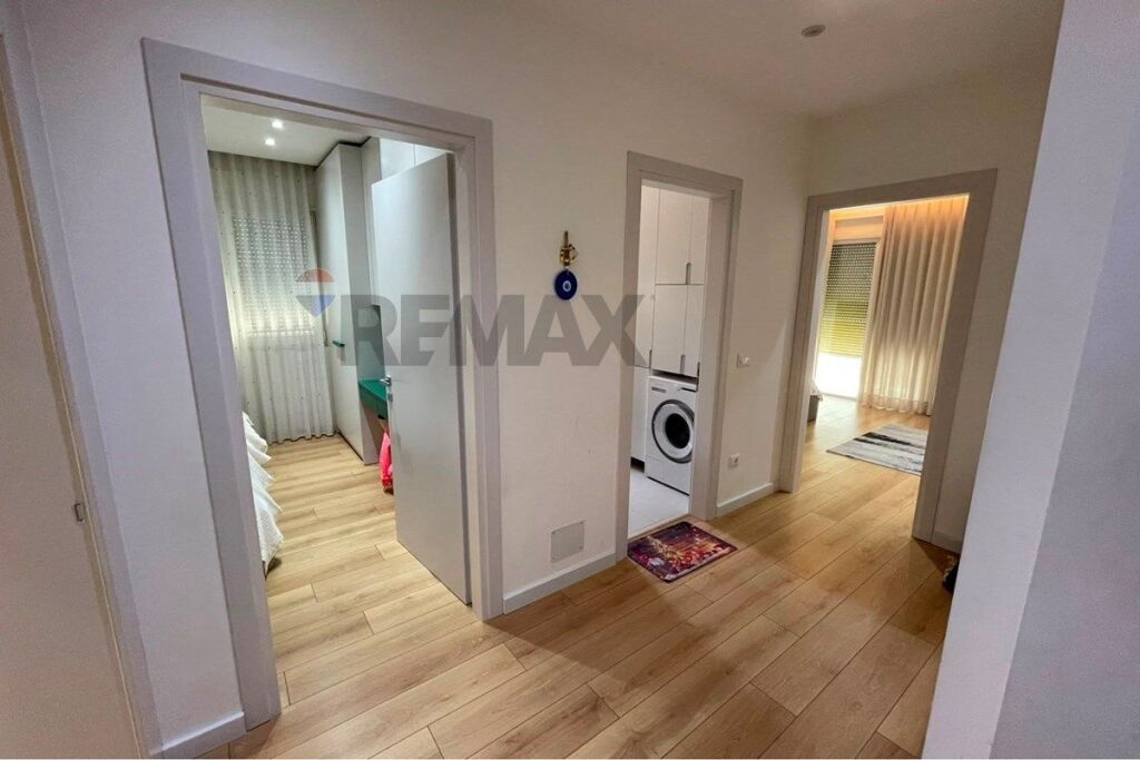 VENDESI APPARTAMENTO 2+1 + VERANDA ASTIR