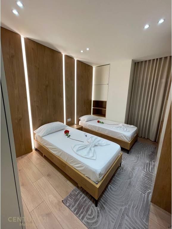 Apartament 2+1+2 per qira te Zogu I Zi