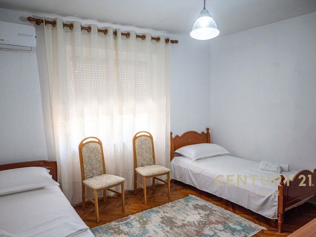 Appartamento 3+1 IN AFFITTO a Pazari i Ri!