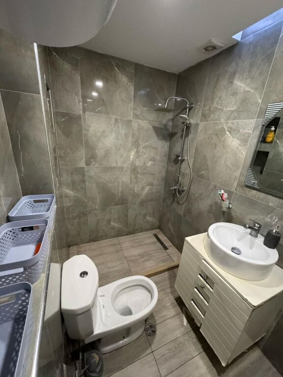 JEPET ME QERA APARTAMENT 1+1 – 21 DHJETORI