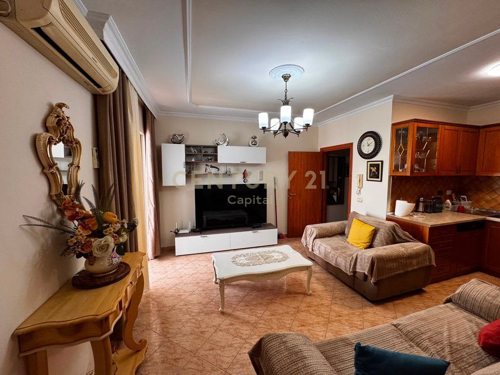 Apartament me qera prane Hotel Hilton!