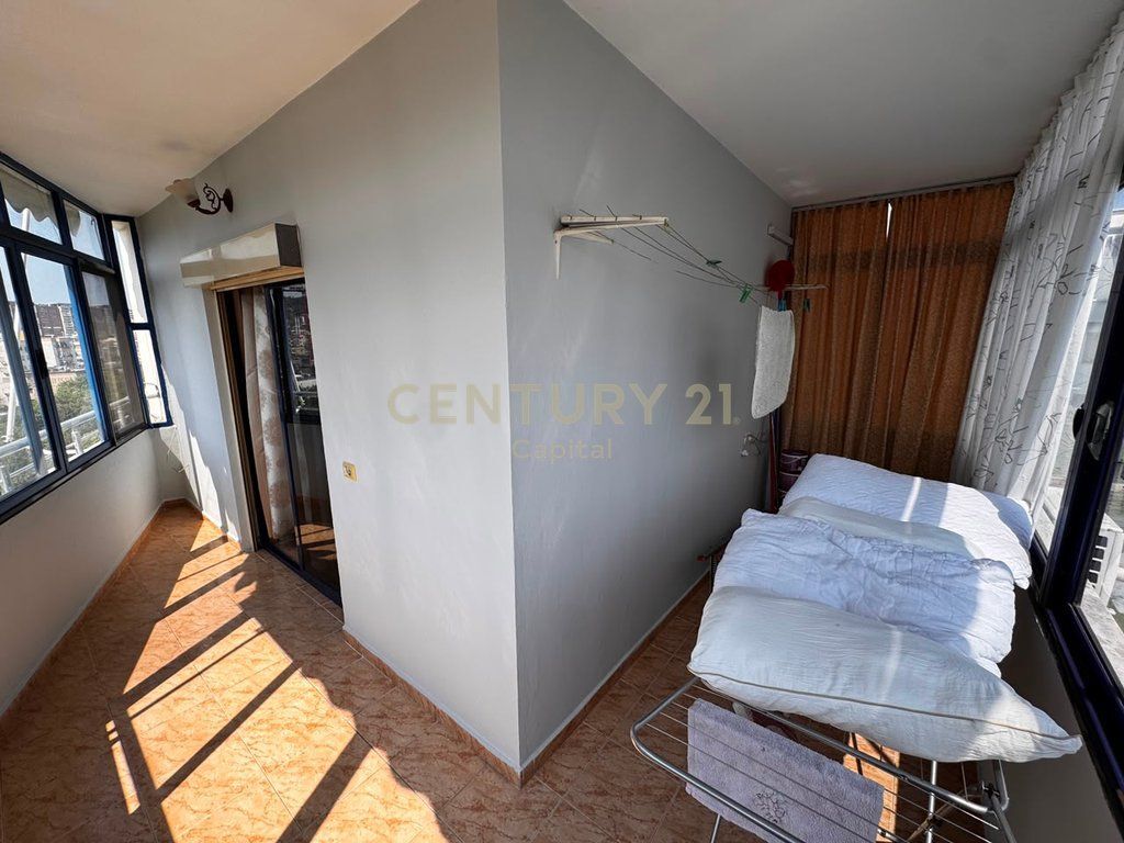 Apartament me qera prane Hotel Hilton!