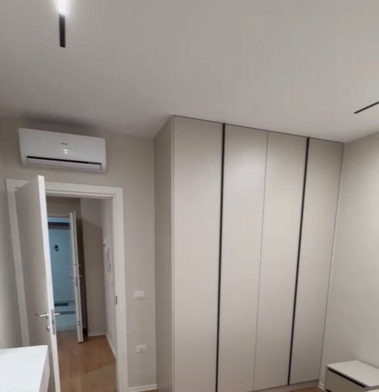 Jepet me qira 1+1 FIORI DI BOSKO 650 mije leke