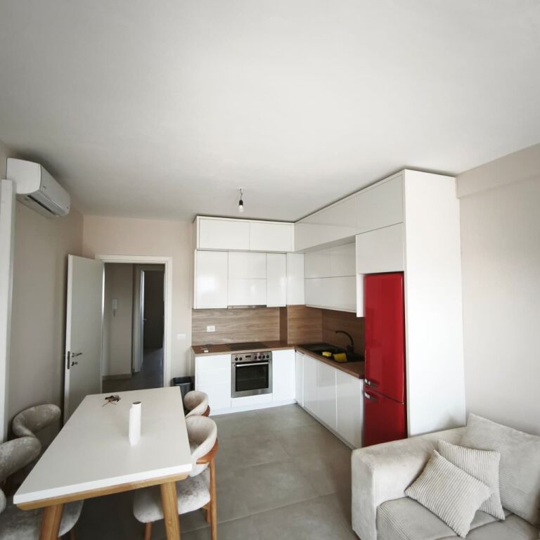 JEPET ME QIRA APARTAMENT 2+1 – UNIVERS CITY ✨