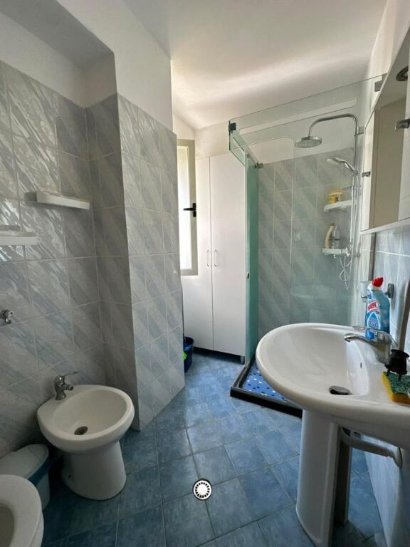 Appartamento 1+1 in affitto vicino all'Hotel Dyrrah – Spiaggia!