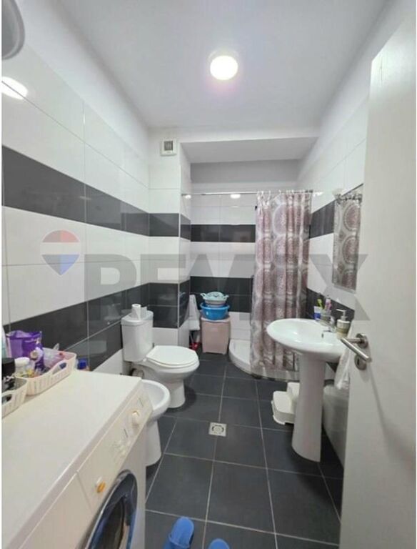 Apartment - For Rent - Student City, Tirana