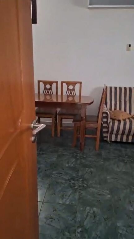 Qera | Shtëpi private 1 + 1 | Porcelan | 400 €/muaj