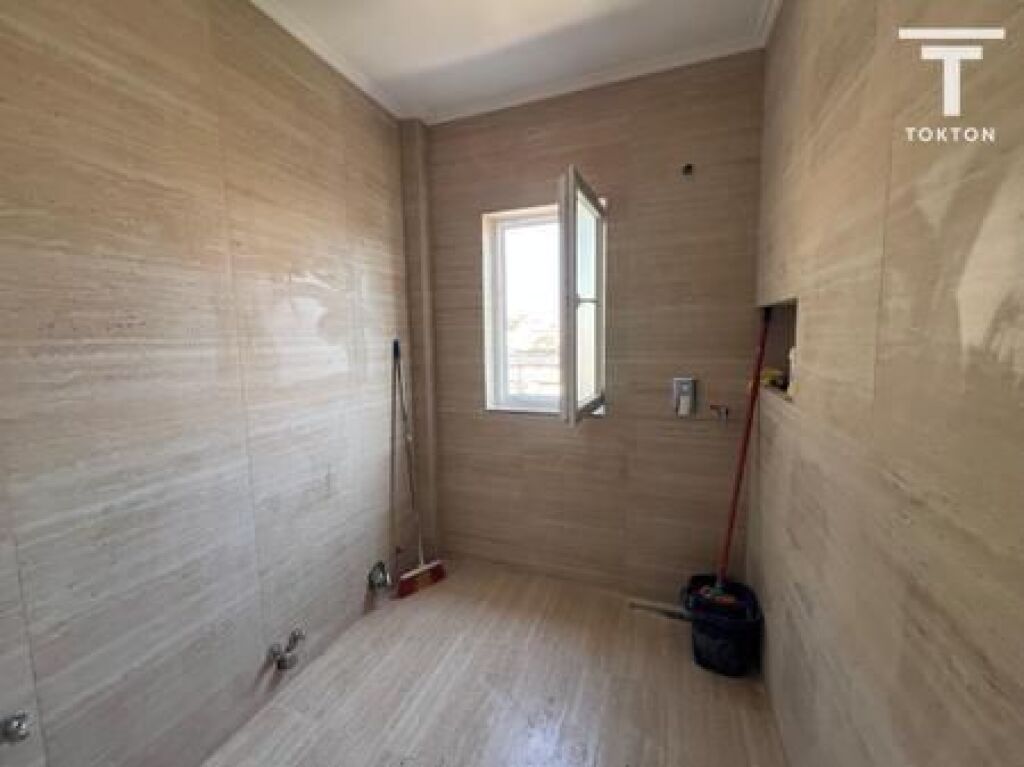FOR SALE, APARTMENT 1+1, VASIL SHANTO, TIRANA