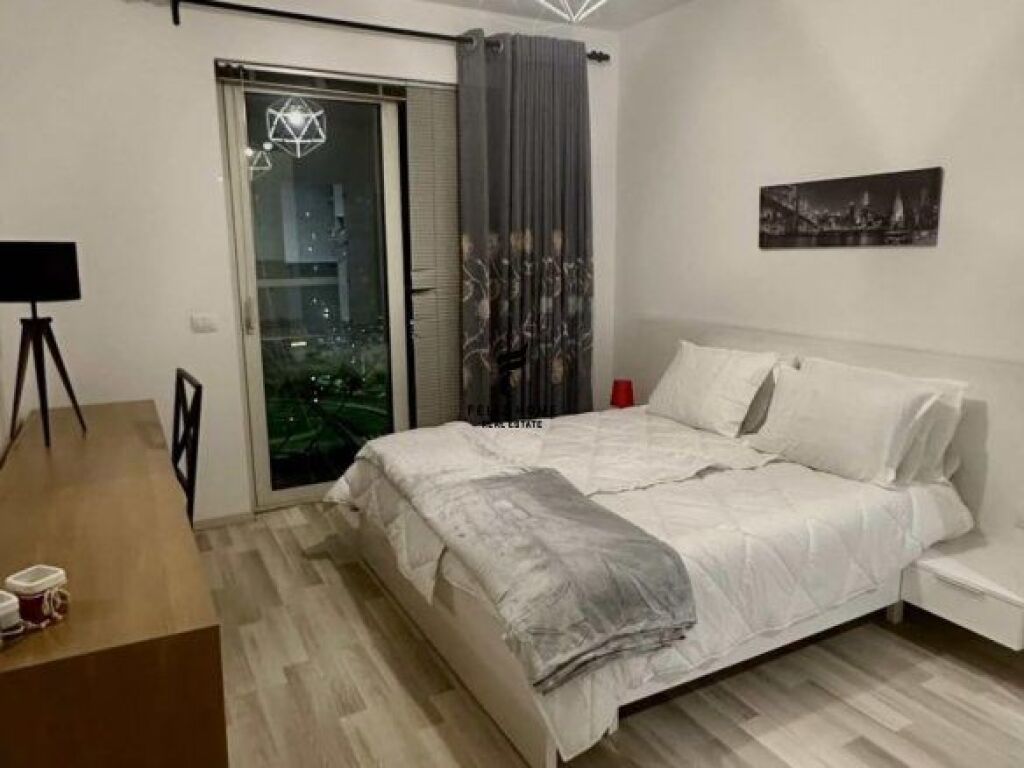 APARTAMENT ME QERA 1+1 AIR ALBANIA 130.000 LEKE FH-87622