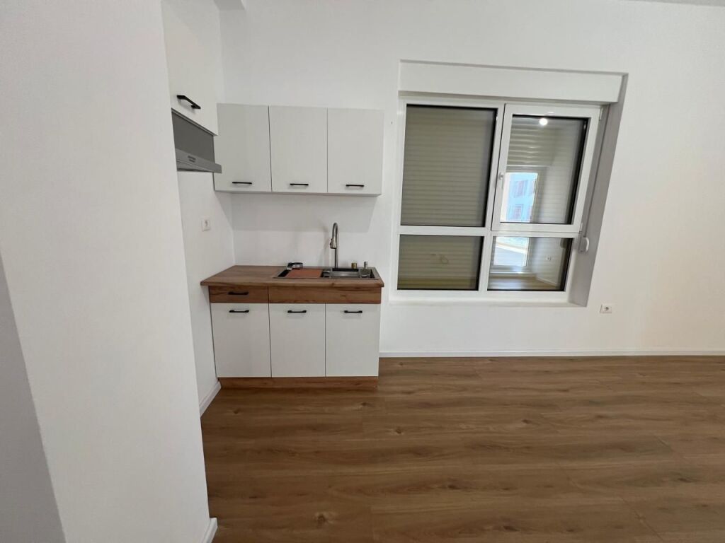 JEPET APARTAMENT 1+1+BLK ME QIRA TE ALI DEMI