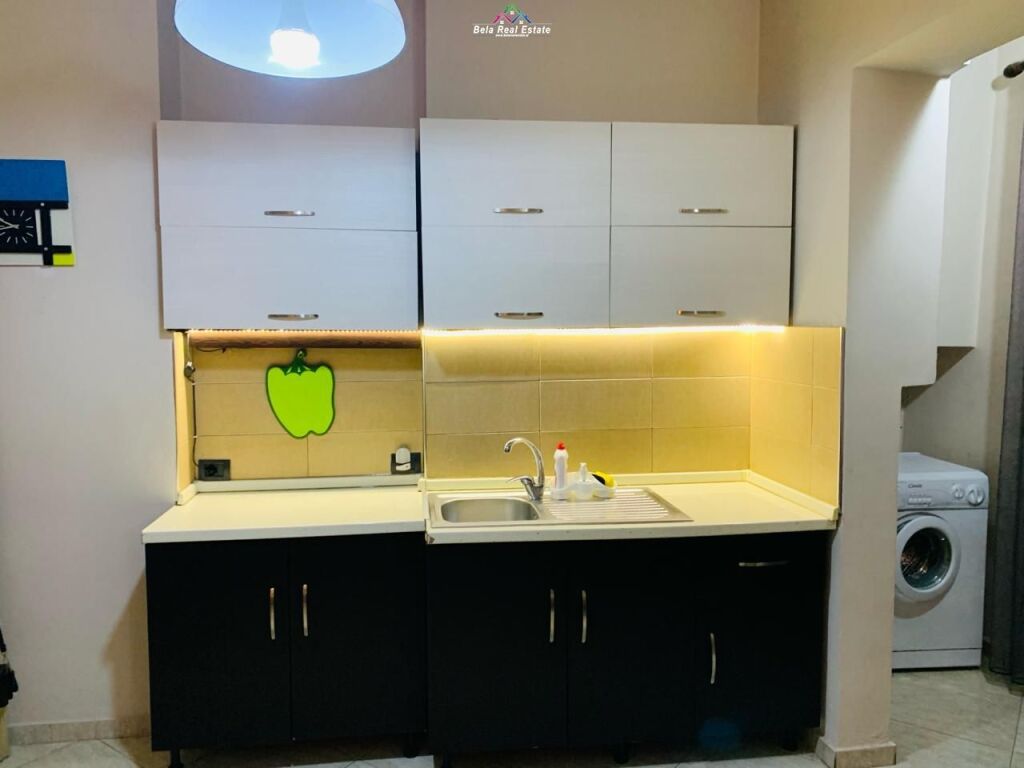 Apartament me Qera 1+1 Tek Rruga e Kavajes (ID B211223) Tirane