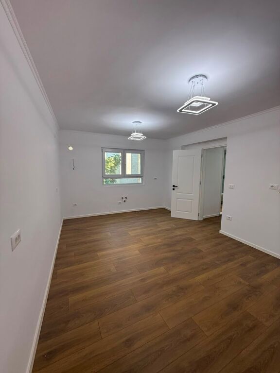 Apartment 1+1 for sale at Xhamlliku