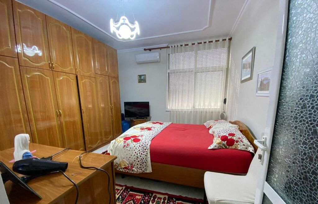 apartament 2+1+2 me qira tek Tirana e Re