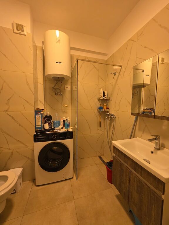 🏡 SHITET Super Apartament 1+1  📍 Astir, kompleksi Urban Gate ✨️💰 Çmimi: 125.000 Euro