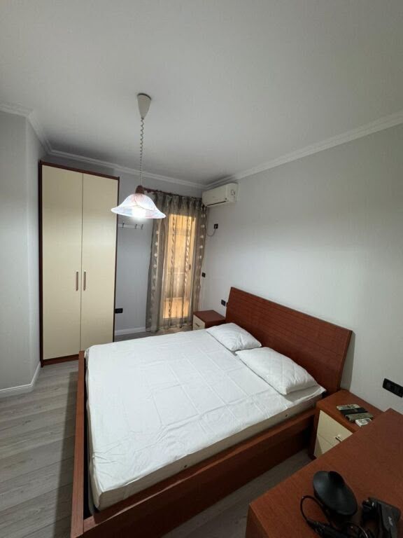 Qera, Apartament 3+1 Kompleksi Delijorgji Rruga e Kavajes