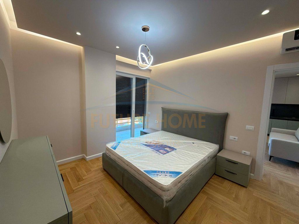 Rent, Apartment 1+1, Complex E88, Laprakë    65,000 Lek