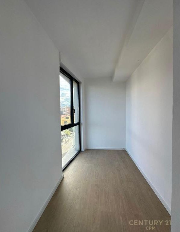 ZYRE ME QIRA 3+1+2+POST PARKIMI TEK GOLDEN TOWER RESIDENCE!
