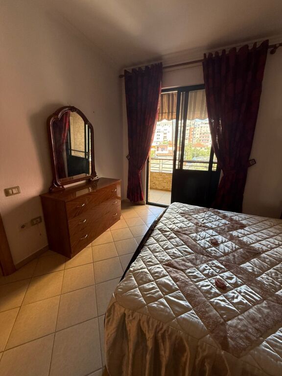 Jepet me qera apartament 2+1 ne Astir
