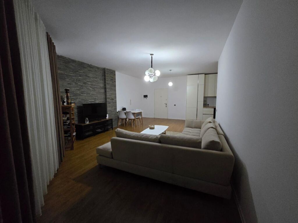 Qera | Apartament 1 + 1 | Liqeni i Thatë | 600 €/muaj