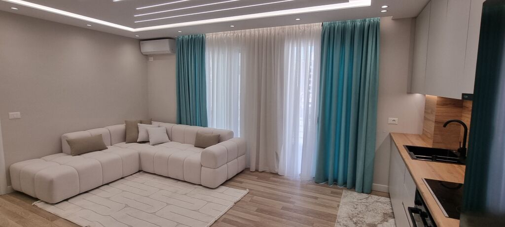 NJË APARTAMENT QË NUK ËSHTË THJESHTË PËR TË JETUAR… ËSHTË PËR TË SHIJUAR. ✨  🏡 APARTAMENT 2+1 | MISTO MAME | TIRANË