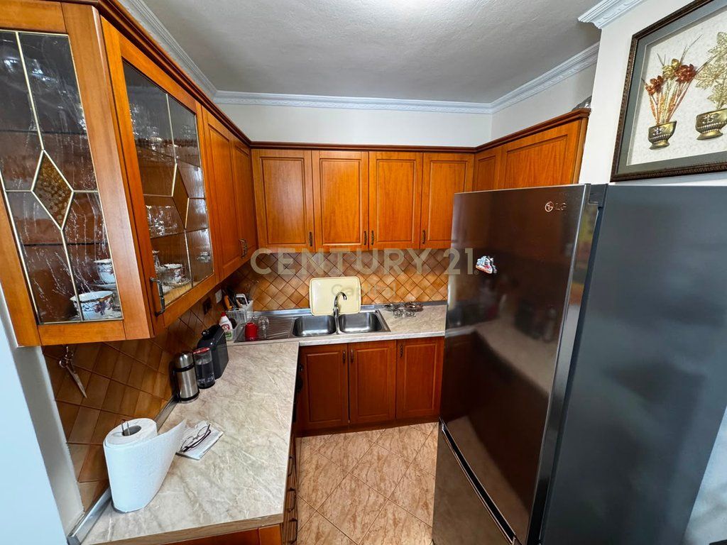 Apartament me qera prane Hotel Hilton!