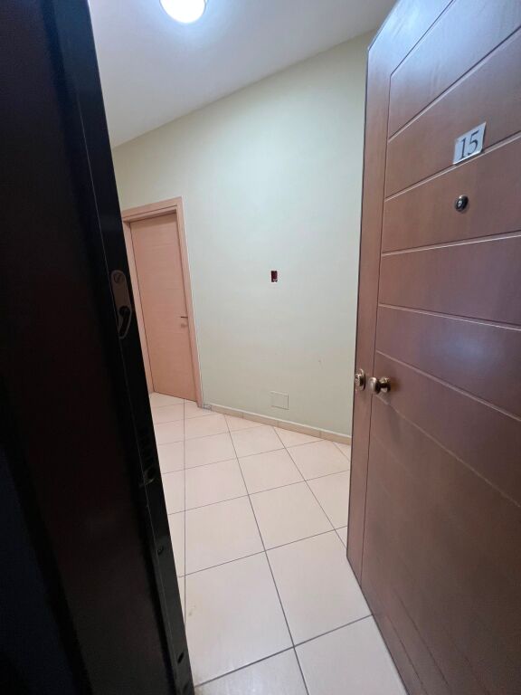 Qera | Apartament 2 + 1+2+Post Parkimi| Rruga Rrapo Hekali | 550 €/muaj