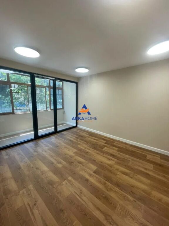 UFFICIO IN AFFITTO 110M2 "VIA MARGARITA TUTULANI" 120.000 LEKE