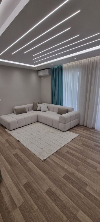 NJË APARTAMENT QË NUK ËSHTË THJESHTË PËR TË JETUAR… ËSHTË PËR TË SHIJUAR. ✨  🏡 APARTAMENT 2+1 | MISTO MAME | TIRANË
