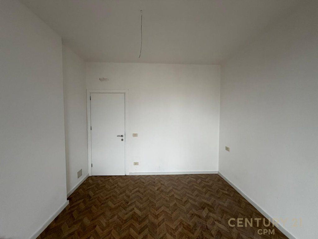 2+1 APARTMENT FOR OFFICE RENT AT GOLDEN TOWER RESIDENCE !
