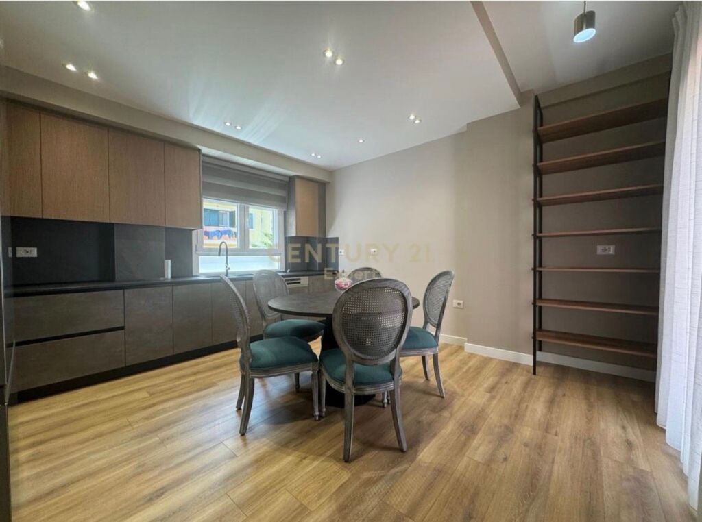 FOR RENT MODERN DUPLEX + PARKING AT THE DRY LAKE