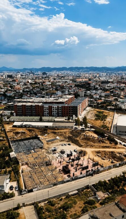 APARTAMENTE,NJESI,PARKIME PER SHITJE, PASKUQAN