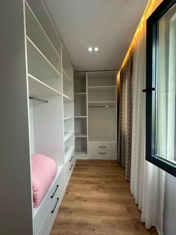 Apartament per shitje 2+1+2+2 poste parkimi